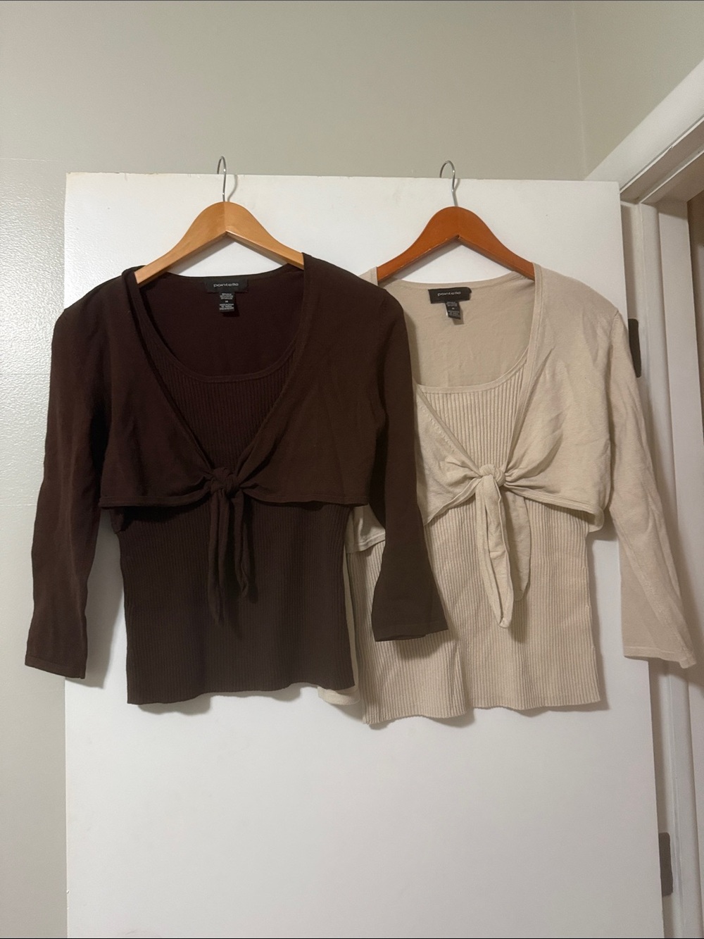 2 Tie-Front Ribbed Sweater Set - 1 piece - Brown & Cream
